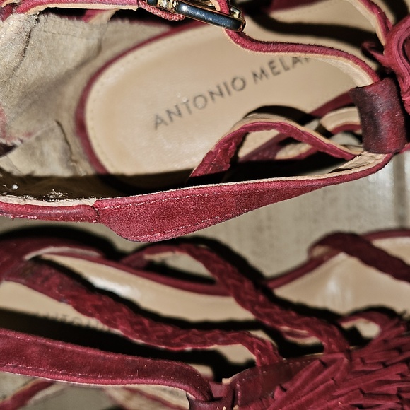 Shoes - Picture 2 of 6